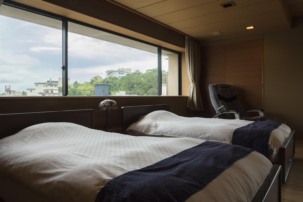 Tachibana Shikitei Hotell Kaga  Exteriör bild