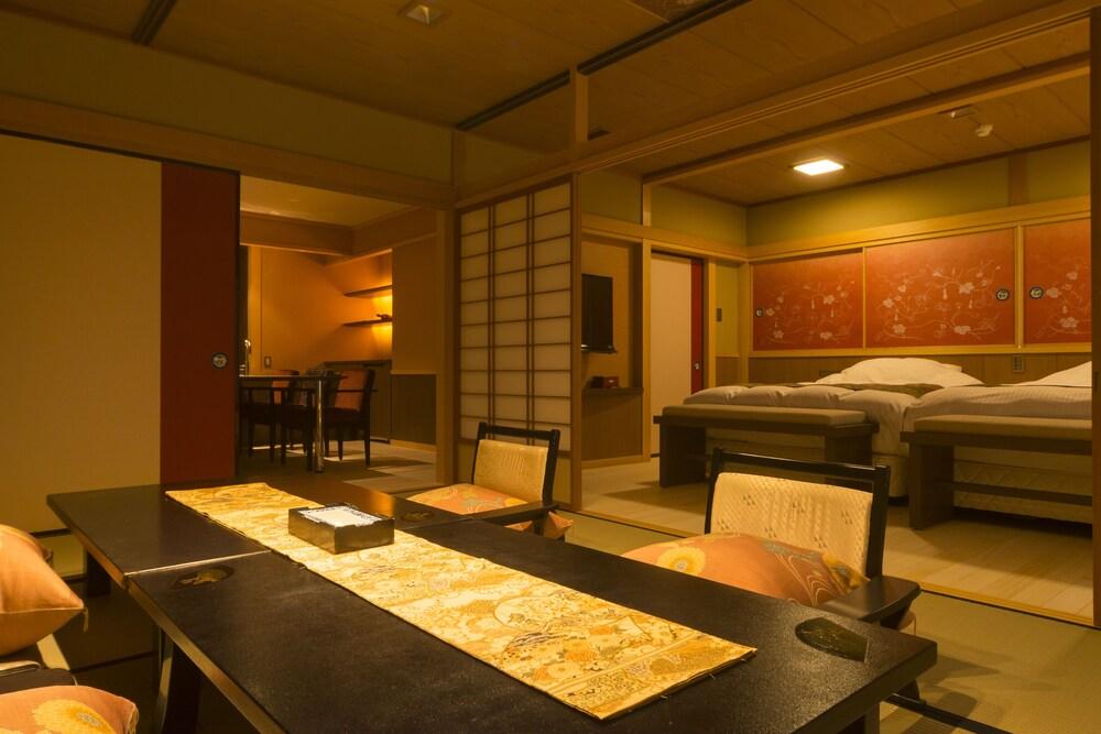 Tachibana Shikitei Hotell Kaga  Exteriör bild
