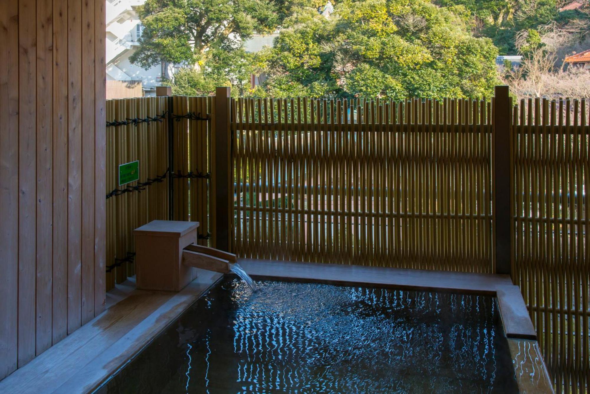 Tachibana Shikitei Hotell Kaga  Exteriör bild