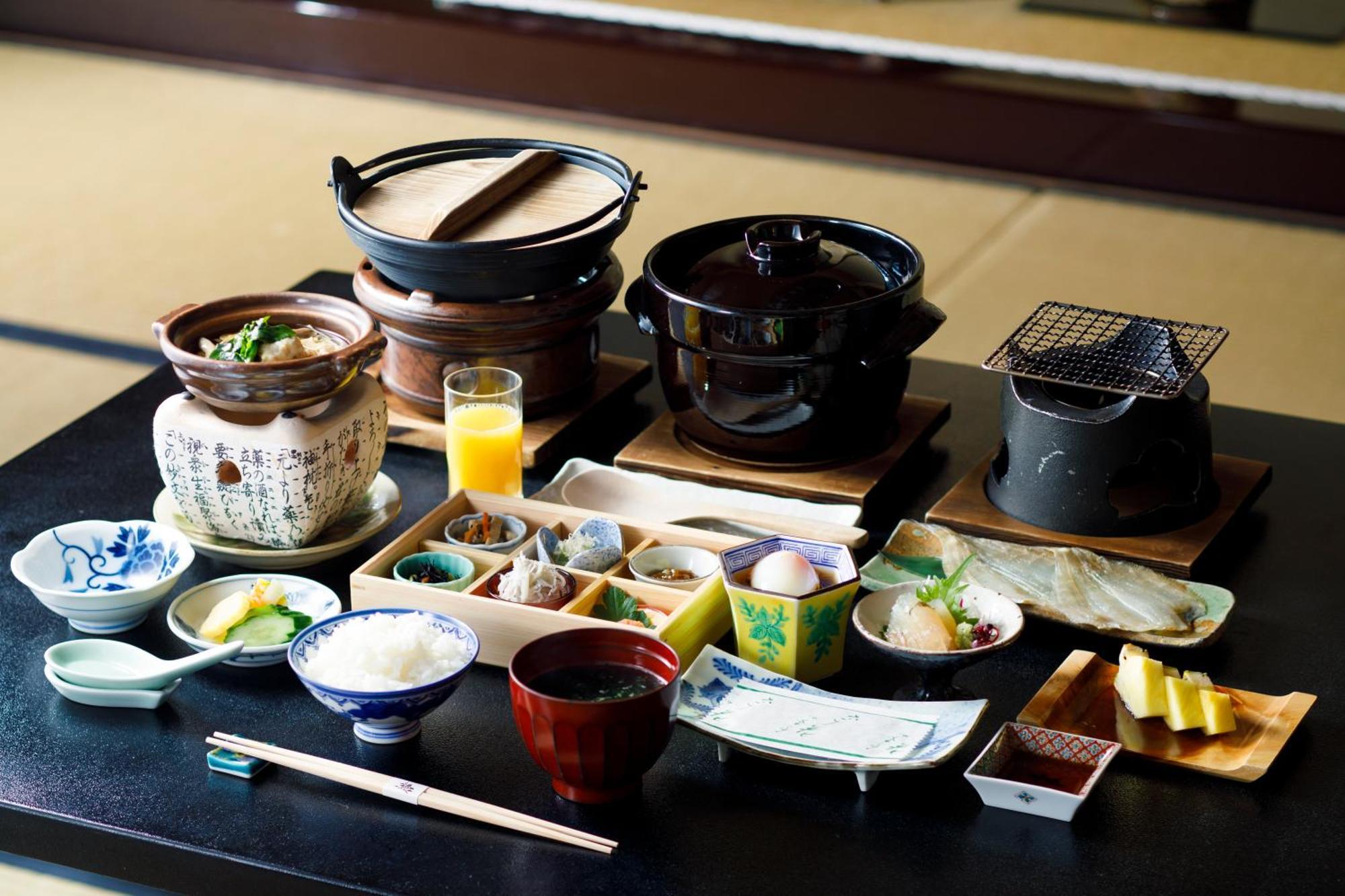 Tachibana Shikitei Hotell Kaga  Exteriör bild