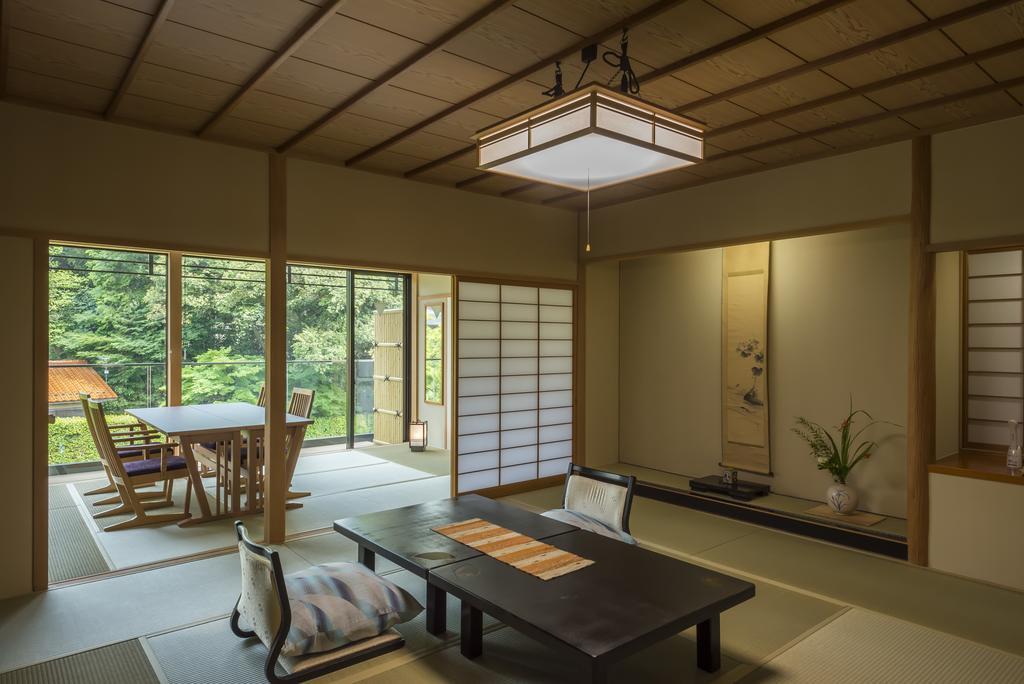 Tachibana Shikitei Hotell Kaga  Rum bild