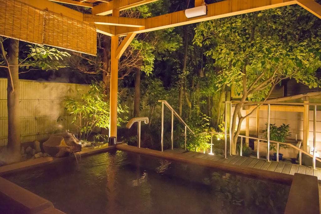 Tachibana Shikitei Hotell Kaga  Exteriör bild