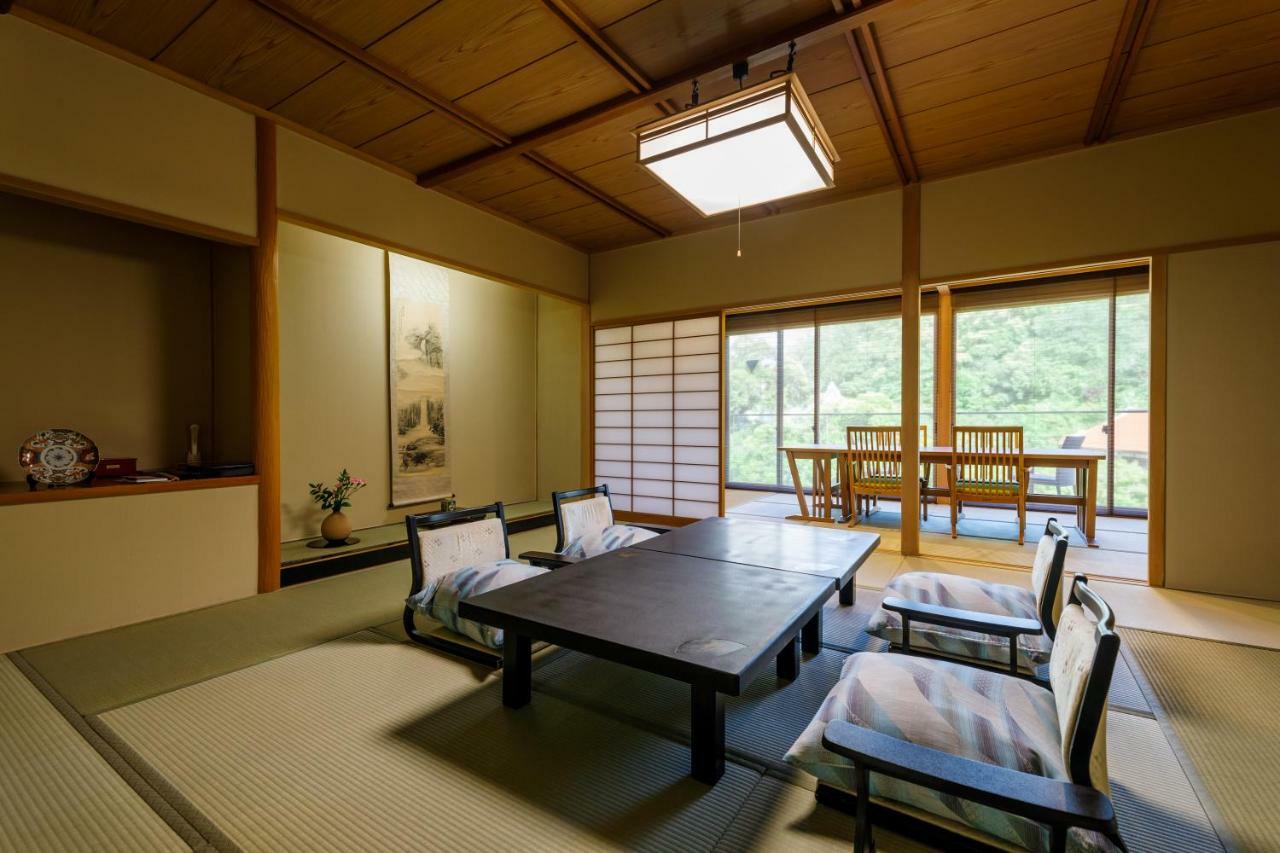 Tachibana Shikitei Hotell Kaga  Exteriör bild